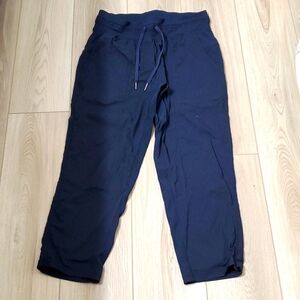 Lululemon Dance Studio Cropped Pants Navy